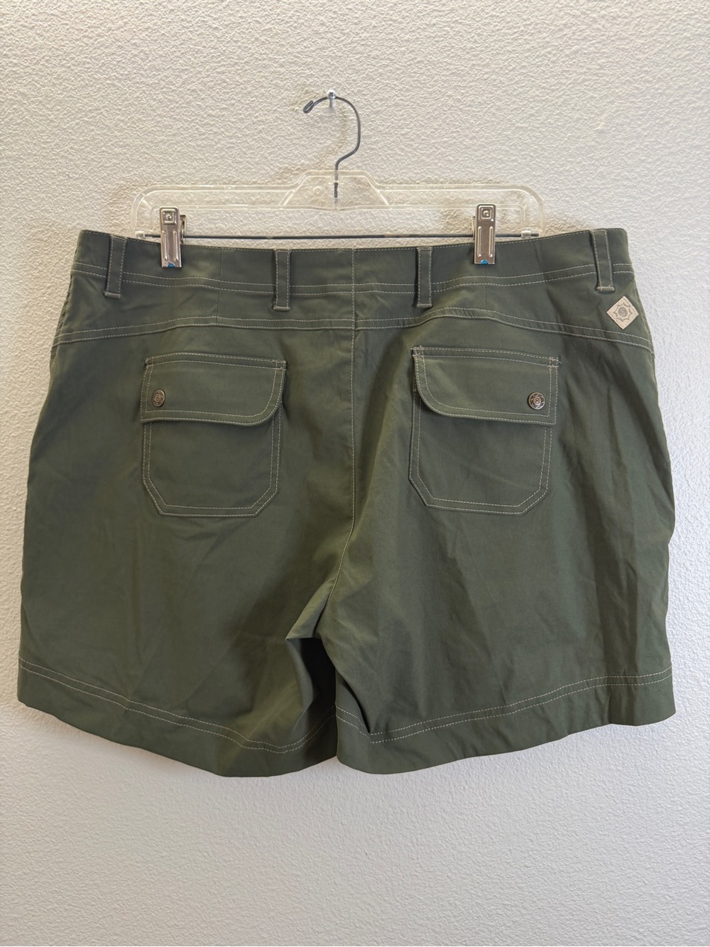sahalie Women's High-Waist Olive Green Outdoor Shorts - Picture 5 of 10